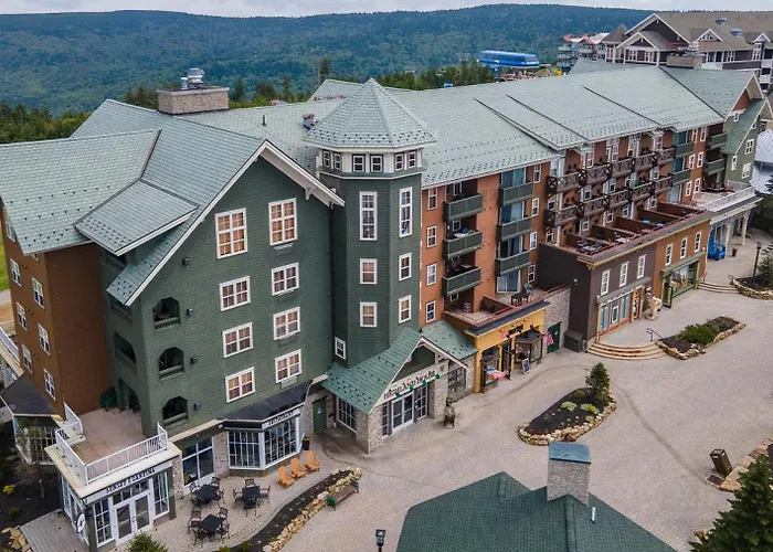 Snowshoe Mountain Retreat! Ski In And Out!